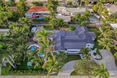 House in Hollywood, Florida 7 bedrooms № 1950729 - photo 8