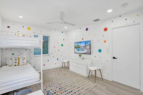 House in Hollywood, Florida 7 bedrooms № 1950729 - photo 21