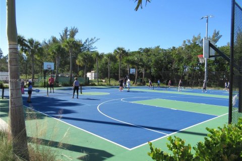 Снять в аренду кондоминиум в Халландейл-Бич, Флорида 1 спальня, 92.9м2, № 2043406 - фото 29