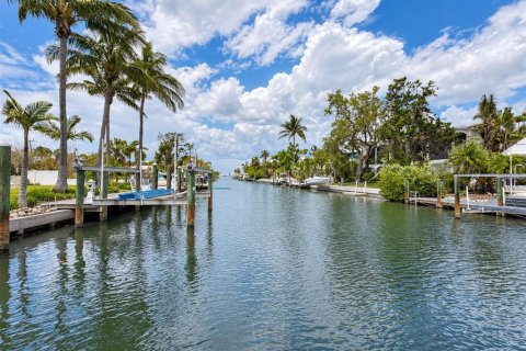 House in Sarasota, Florida 6 bedrooms, 443.05 sq.m. № 2388367 - photo 6