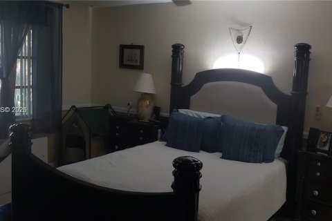 Adosado en venta en Lauderhill, Florida, 2 dormitorios, 133.41 m2 № 2001486 - foto 5