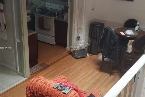 Adosado en venta en Lauderhill, Florida, 2 dormitorios, 133.41 m2 № 2001486 - foto 4