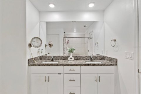 Adosado en venta en Land O' Lakes, Florida, 3 dormitorios, 148.74 m2 № 2107580 - foto 18