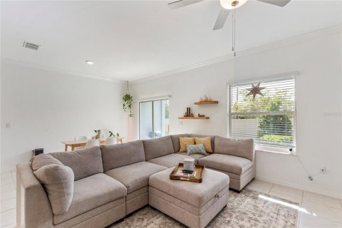 Adosado en venta en Land O' Lakes, Florida, 3 dormitorios, 148.74 m2 № 2107580 - foto 8