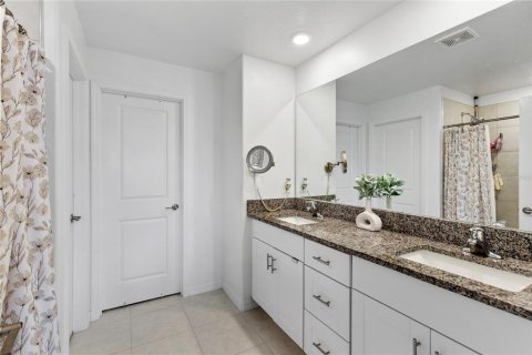 Adosado en venta en Land O' Lakes, Florida, 3 dormitorios, 148.74 m2 № 2107580 - foto 16