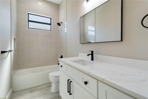 Casa en venta en Rotonda, Florida, 3 dormitorios, 158.86 m2 № 1902537 - foto 10