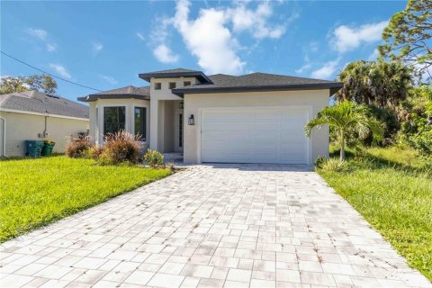 Casa en venta en Rotonda, Florida, 3 dormitorios, 158.86 m2 № 1902537 - foto 1