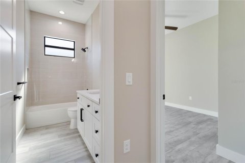 Casa en venta en Rotonda, Florida, 3 dormitorios, 158.86 m2 № 1902537 - foto 9