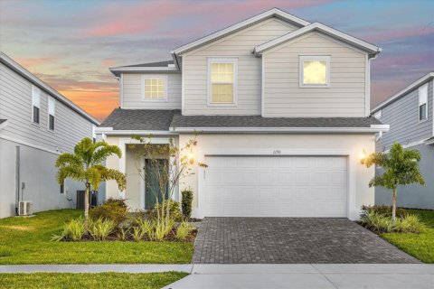 Купить виллу или дом в Дэвенпорт, Флорида 9 комнат, 289.02м2, № 2097566 - фото 2