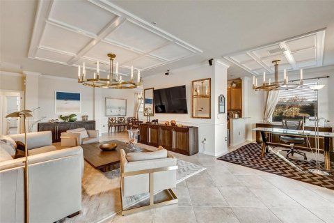 Condo in Bradenton, Florida, 3 bedrooms № 2212473 - photo 10