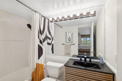 Condominio en alquiler en Miami Beach, Florida, 1 dormitorio, 74.69 m2 № 2071077 - foto 18