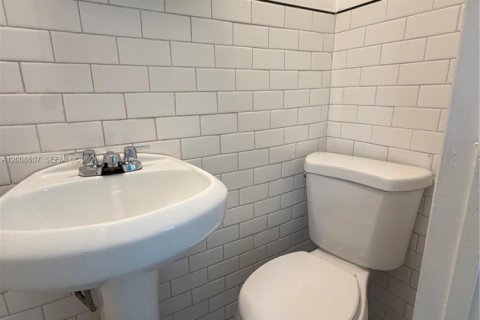 Appartement à louer à Miami, Floride: 1 chambre, 26.01 m2 № 2072812 - photo 9