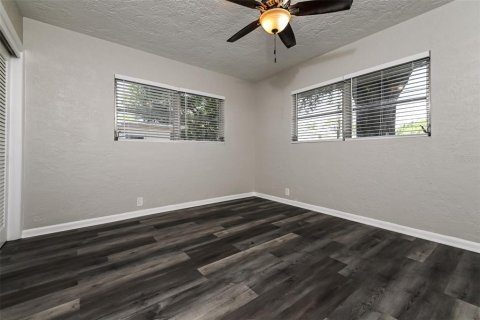 Casa en alquiler en Sarasota, Florida, 3 dormitorios, 120.68 m2 № 1591880 - foto 8