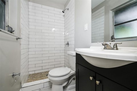 Casa en alquiler en Sarasota, Florida, 3 dormitorios, 120.68 m2 № 1591880 - foto 15