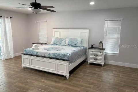 Villa ou maison à louer à Homosassa, Floride: 4 chambres, 242.47 m2 № 1913841 - photo 12