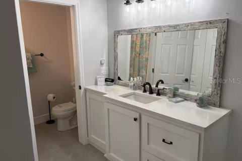 House in Homosassa, Florida 4 bedrooms, 242.47 sq.m. № 1913841 - photo 14