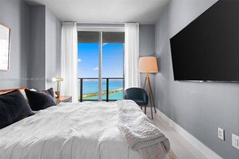 Copropriété à vendre à Miami, Floride: 3 chambres, 107.02 m2 № 1684185 - photo 12