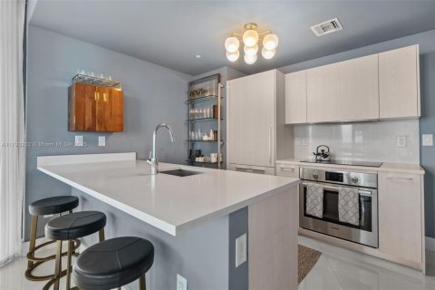 Copropriété à vendre à Miami, Floride: 3 chambres, 107.02 m2 № 1684185 - photo 8