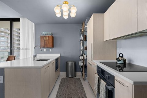 Copropriété à vendre à Miami, Floride: 3 chambres, 107.02 m2 № 1684185 - photo 9