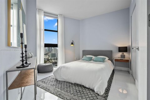 Copropriété à vendre à Miami, Floride: 3 chambres, 107.02 m2 № 1684185 - photo 16