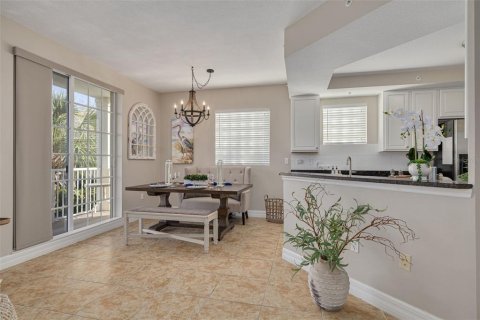 Townhouse in Ruskin, Florida 3 bedrooms, 170.38 sq.m. № 1724650 - photo 16