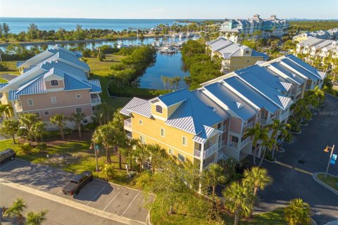 Townhouse in Ruskin, Florida 3 bedrooms, 170.38 sq.m. № 1724650 - photo 3