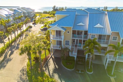 Townhouse in Ruskin, Florida 3 bedrooms, 170.38 sq.m. № 1724650 - photo 4