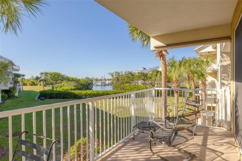 Townhouse in Ruskin, Florida 3 bedrooms, 170.38 sq.m. № 1724650 - photo 13