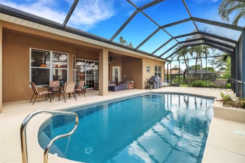 House in Cape Coral, Florida 4 bedrooms, 212.56 sq.m. № 1806875 - photo 22