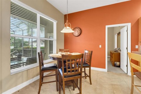 House in Cape Coral, Florida 4 bedrooms, 212.56 sq.m. № 1806875 - photo 7