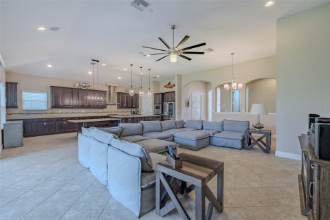 Casa en venta en Fish Hawk, Florida, 4 dormitorios, 296.54 m2 № 2201912 - foto 13