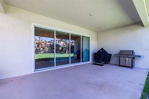 Casa en venta en Fish Hawk, Florida, 4 dormitorios, 296.54 m2 № 2201912 - foto 17