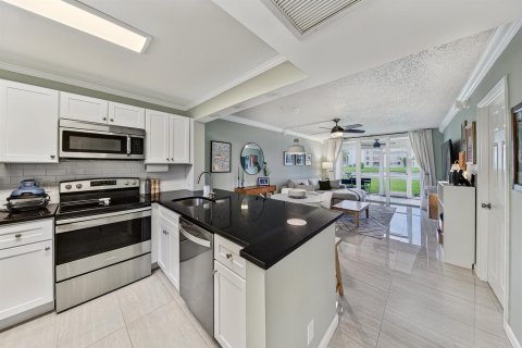 Condo in Davie, Florida, 1 bedroom № 2260091 - photo 14