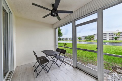 Condo in Davie, Florida, 1 bedroom № 2260091 - photo 27