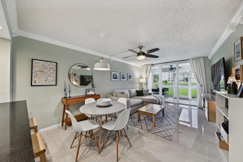 Condo in Davie, Florida, 1 bedroom № 2260091 - photo 17