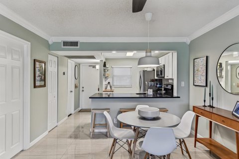 Condo in Davie, Florida, 1 bedroom № 2260091 - photo 20