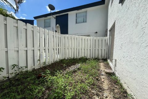 Copropriété à vendre à Miami, Floride: 2 chambres, 88.07 m2 № 1944297 - photo 21