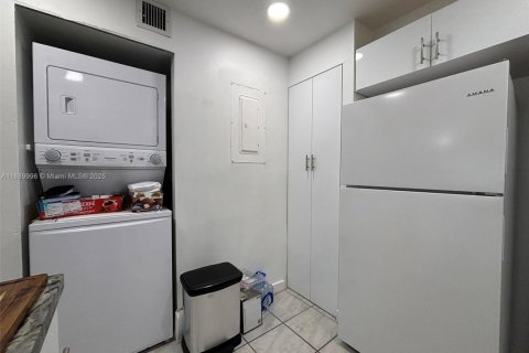 Copropriété à vendre à Miami, Floride: 2 chambres, 88.07 m2 № 1944297 - photo 6
