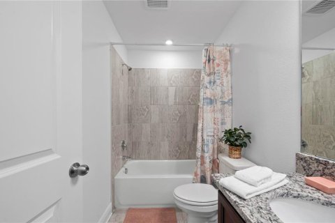 Casa en alquiler en Saint Petersburg, Florida, 3 dormitorios, 202.34 m2 № 2105409 - foto 22
