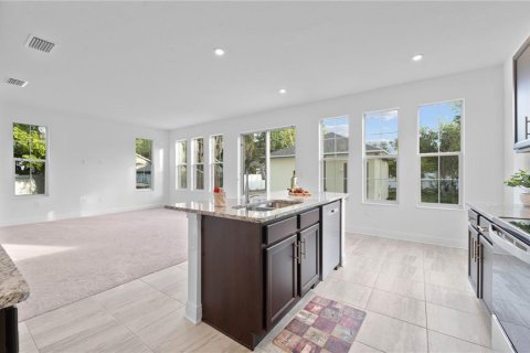 Casa en alquiler en Saint Petersburg, Florida, 3 dormitorios, 202.34 m2 № 2105409 - foto 17