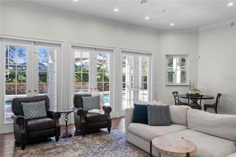 Villa ou maison à vendre à Tampa, Floride: 4 chambres, 445.19 m2 № 2200153 - photo 17