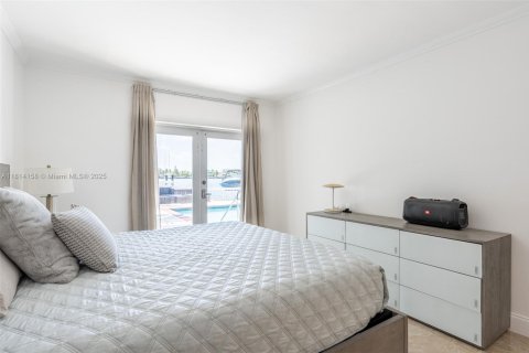 Villa ou maison à louer à Miami Beach, Floride: 4 chambres, 299.98 m2 № 1763091 - photo 28
