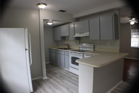 Appartement à louer à Tampa, Floride: 2 chambres, 74.32 m2 № 2399150 - photo 10