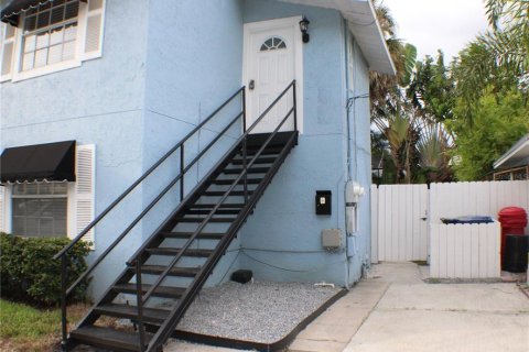 Appartement à louer à Tampa, Floride: 2 chambres, 74.32 m2 № 2399150 - photo 3