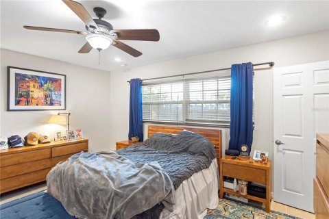 Villa ou maison à louer à Tampa, Floride: 3 chambres, 128.11 m2 № 2102312 - photo 13