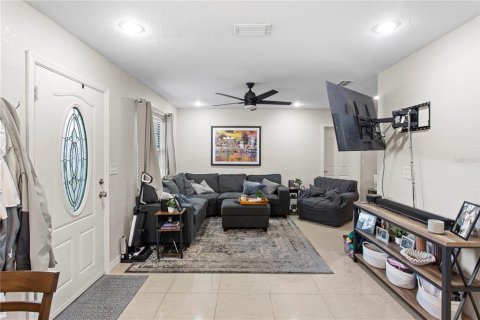 Villa ou maison à louer à Tampa, Floride: 3 chambres, 128.11 m2 № 2102312 - photo 6