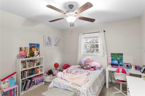 Villa ou maison à louer à Tampa, Floride: 3 chambres, 128.11 m2 № 2102312 - photo 17