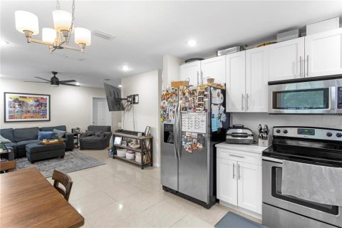 Villa ou maison à louer à Tampa, Floride: 3 chambres, 128.11 m2 № 2102312 - photo 5