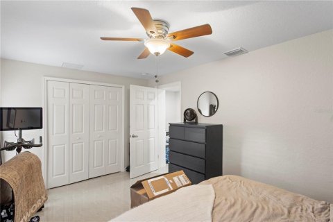 Villa ou maison à louer à Tampa, Floride: 3 chambres, 128.11 m2 № 2102312 - photo 11