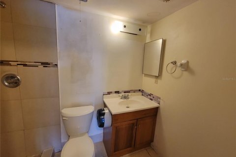 Condo in Orlando, Florida, 2 bedrooms  № 1838409 - photo 12